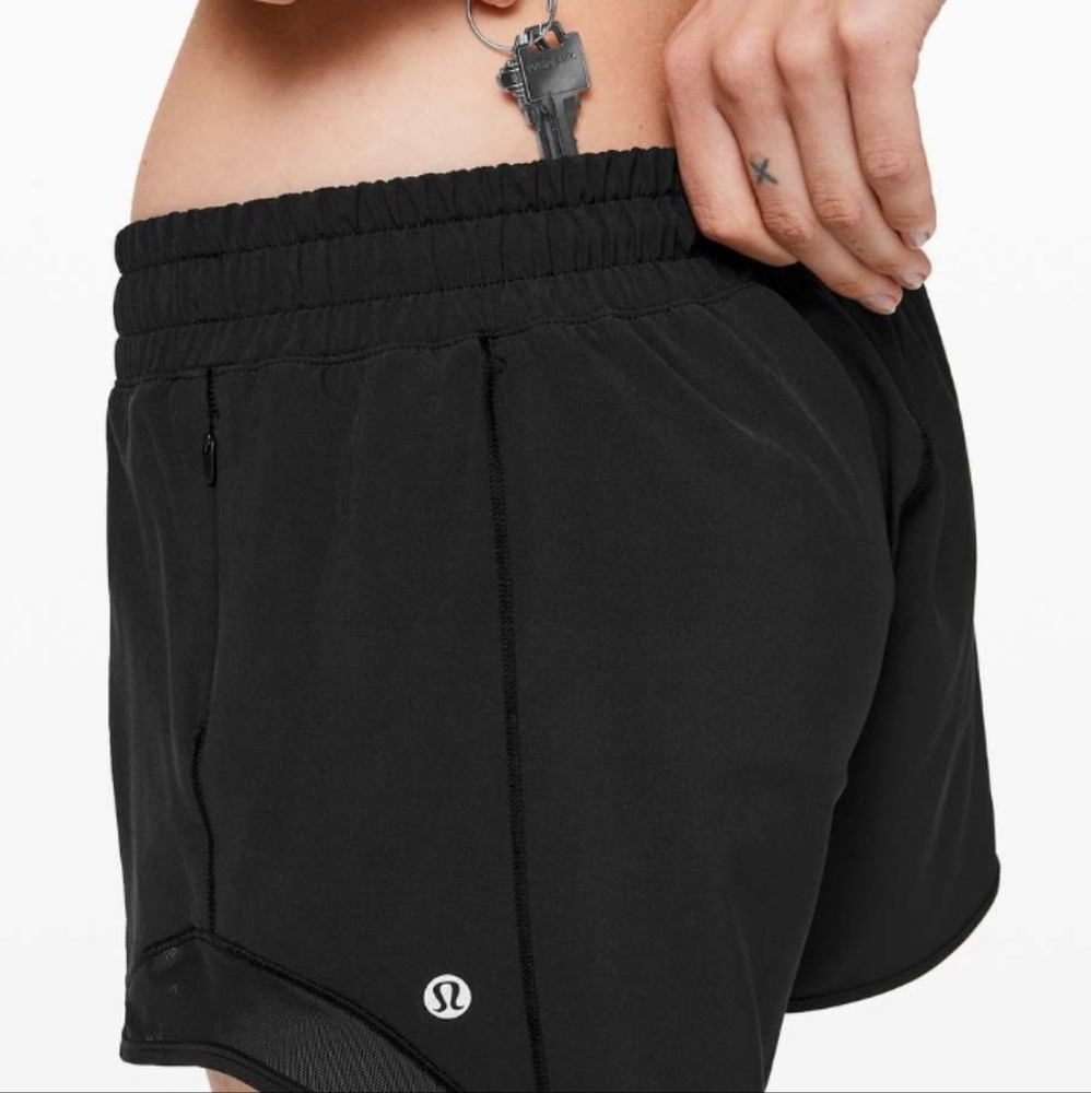 Lululemon Hotty Hot Short *Long 4" Black Size 14 Tall - Picture 8 of 10